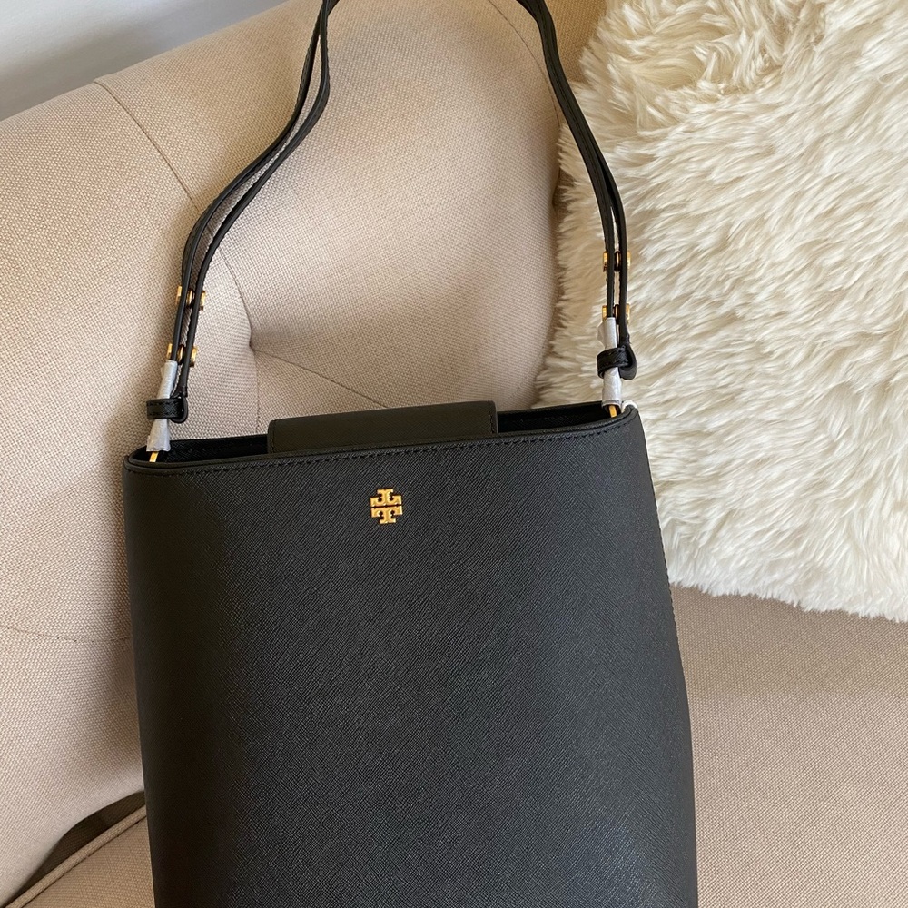 NEW Tory Burch Emerson Bucket Bag
